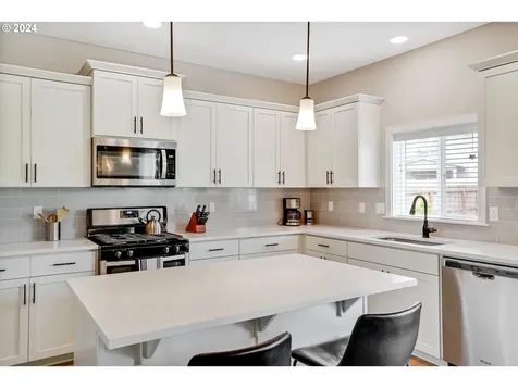 7182 Se Sarah Drive Adair Village OR 97330