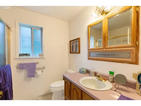 241 Washburn Road Kelso WA 98626
