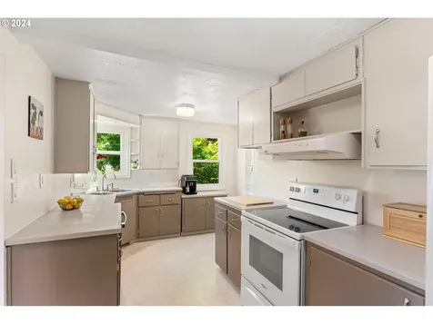 2125 Pierce Street Eugene OR 97405
