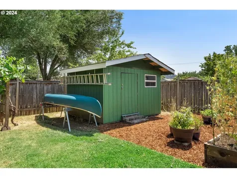 2125 Pierce Street Eugene OR 97405