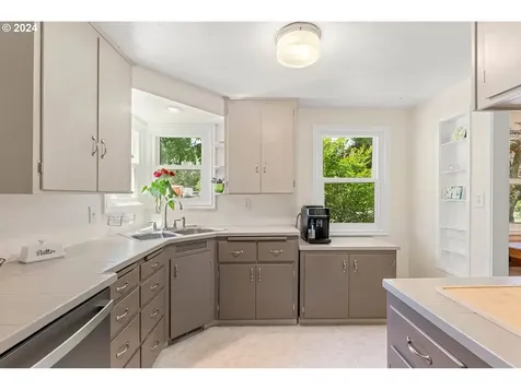 2125 Pierce Street Eugene OR 97405