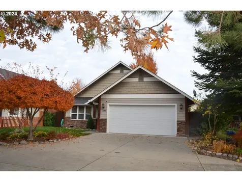 1435 SW Sturgeon Court Grants Pass OR 97527