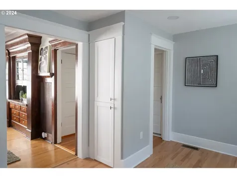 2316 Se 52nd Avenue Portland OR 97215