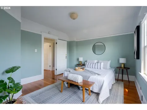 2316 Se 52nd Avenue Portland OR 97215