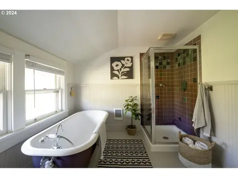 2316 Se 52nd Avenue Portland OR 97215