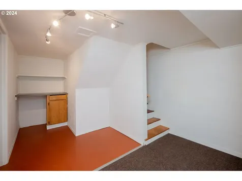 2316 Se 52nd Avenue Portland OR 97215