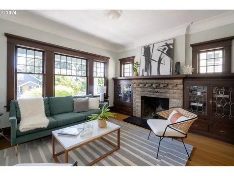 2316 Se 52nd Avenue Portland OR 97215