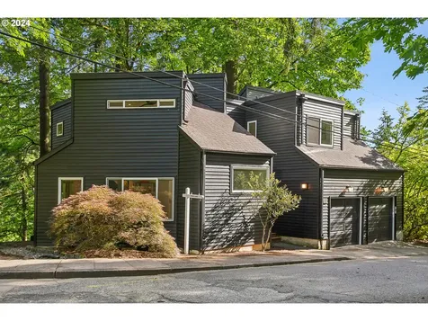 3931 Nw Gordon Street Portland OR 97210