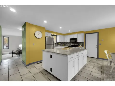 2202 Amirante Street Eugene OR 97402