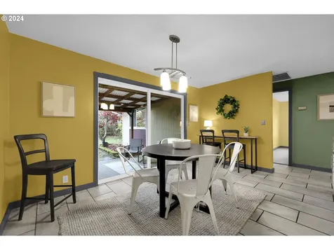 2202 Amirante Street Eugene OR 97402