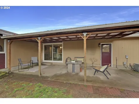 2202 Amirante Street Eugene OR 97402
