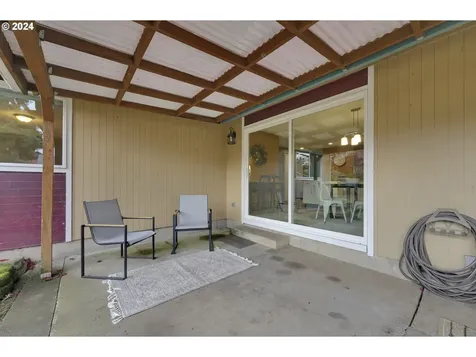 2202 Amirante Street Eugene OR 97402
