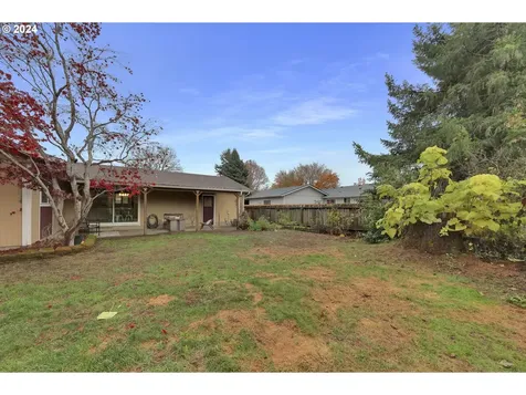 2202 Amirante Street Eugene OR 97402