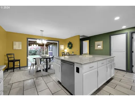 2202 Amirante Street Eugene OR 97402