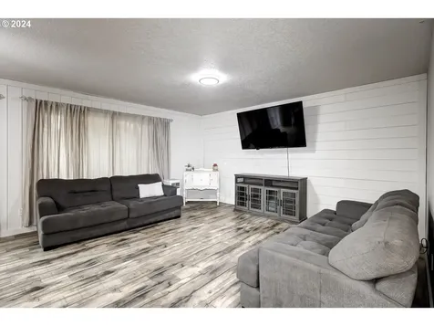 12835 Nw Scottston Terrace Banks OR 97106