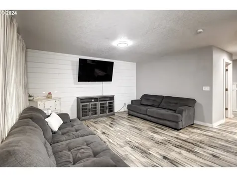 12835 Nw Scottston Terrace Banks OR 97106