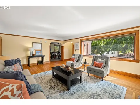 1715 Se 29th Avenue Portland OR 97214