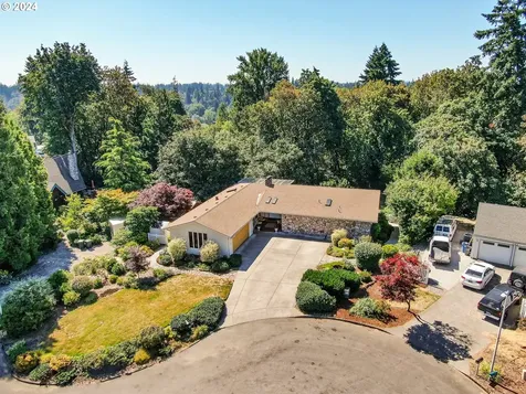 1127 Ne 126th Loop Vancouver WA 98685