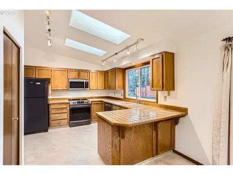 710 SW Florence Avenue Gresham OR 97080