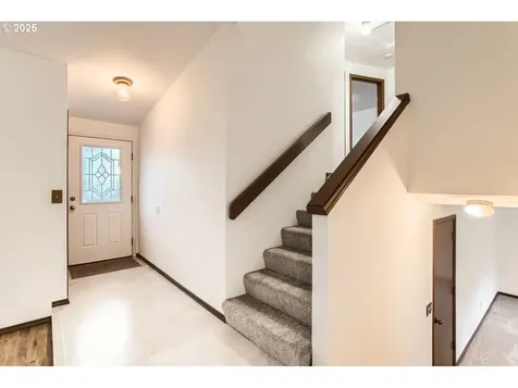 710 SW Florence Avenue Gresham OR 97080