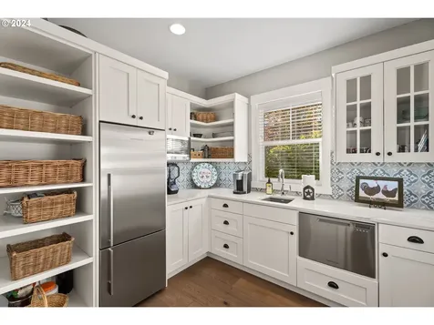 21080 Avery Lane Bend OR 97702
