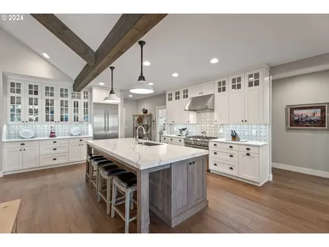 21080 Avery Lane Bend OR 97702