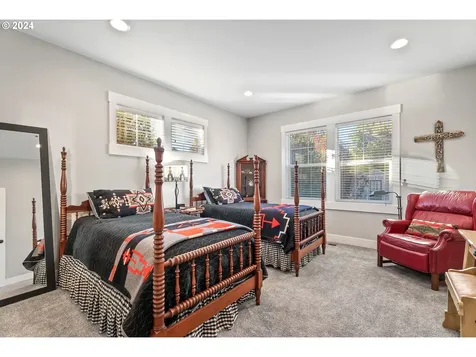 21080 Avery Lane Bend OR 97702