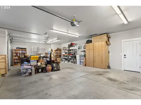 21080 Avery Lane Bend OR 97702