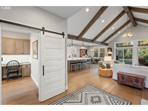 21080 Avery Lane Bend OR 97702