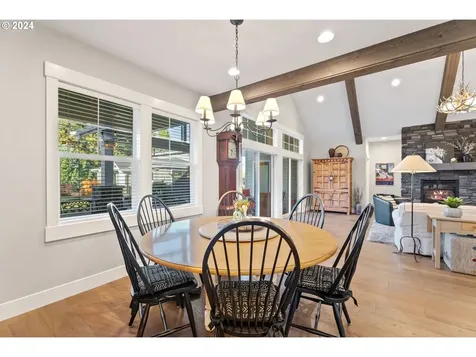 21080 Avery Lane Bend OR 97702