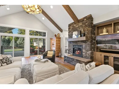 21080 Avery Lane Bend OR 97702