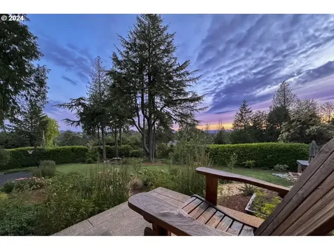 3029 Sw Sunset Boulevard Portland OR 97239