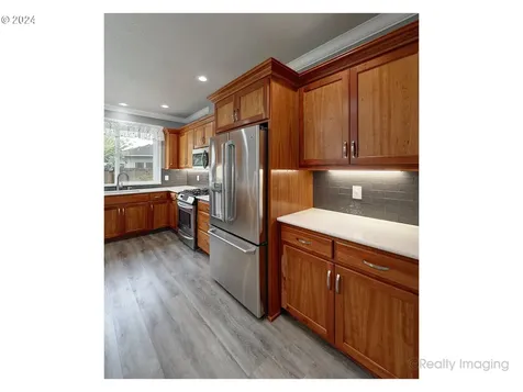 335 NE Blossom Court Sublimity OR 97385