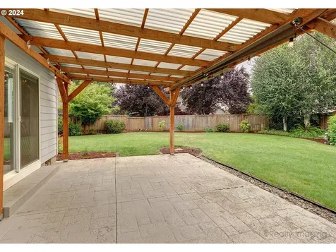 335 NE Blossom Court Sublimity OR 97385