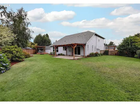 335 NE Blossom Court Sublimity OR 97385