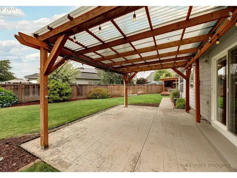 335 NE Blossom Court Sublimity OR 97385