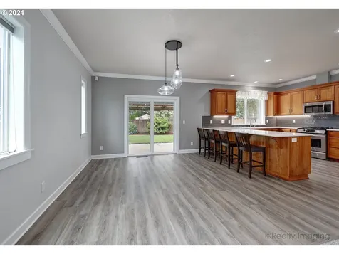 335 NE Blossom Court Sublimity OR 97385