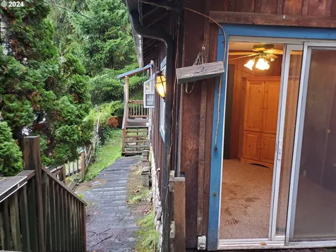 17970 Beaver Falls Road Clatskanie OR 97016