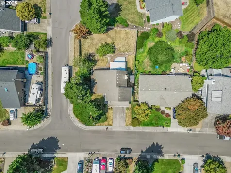 19977 NW Metolius Drive Portland OR 97229