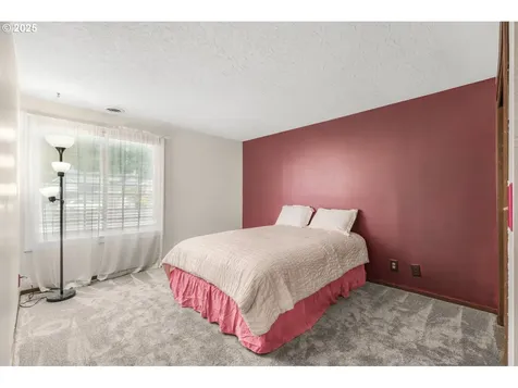 19977 NW Metolius Drive Portland OR 97229