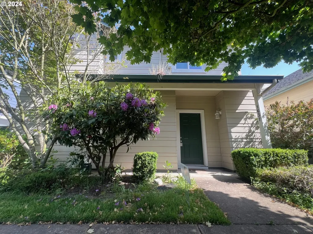 1637 Riley Lane Eugene OR 97402
