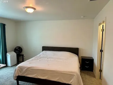 1637 Riley Lane Eugene OR 97402