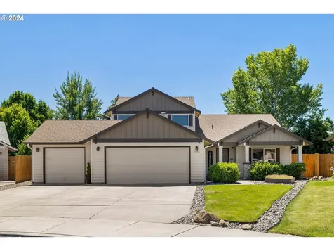 2056 Nw 20th Court Redmond OR 97756