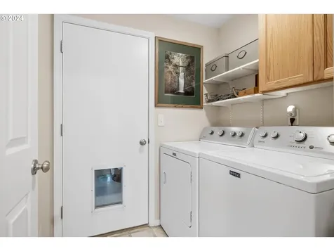 2056 Nw 20th Court Redmond OR 97756