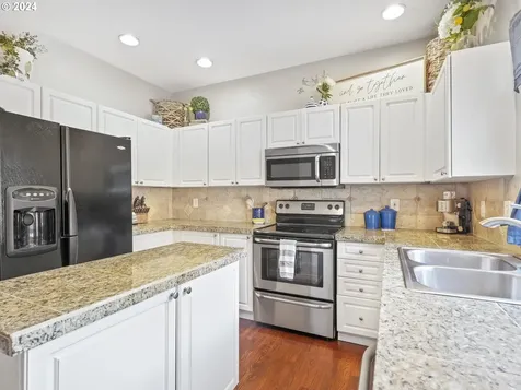 9375 Sw Stono Drive Tualatin OR 97062