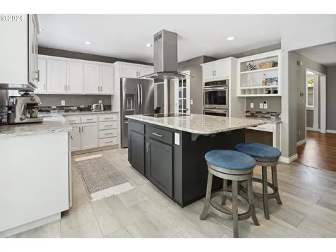 757 Nicole Drive West Linn OR 97068
