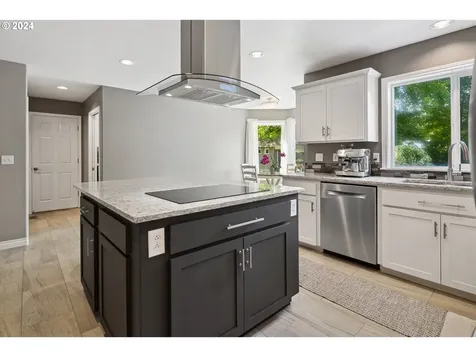 757 Nicole Drive West Linn OR 97068