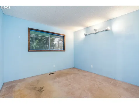 10705 Ne Fox Farm Road Dundee OR 97115