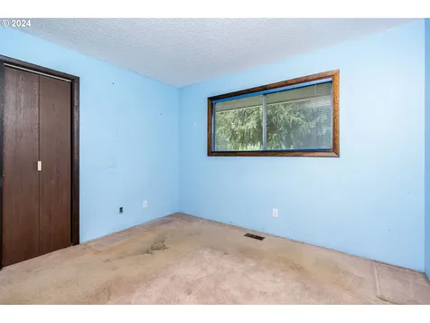 10705 Ne Fox Farm Road Dundee OR 97115