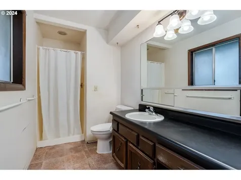 10705 Ne Fox Farm Road Dundee OR 97115
